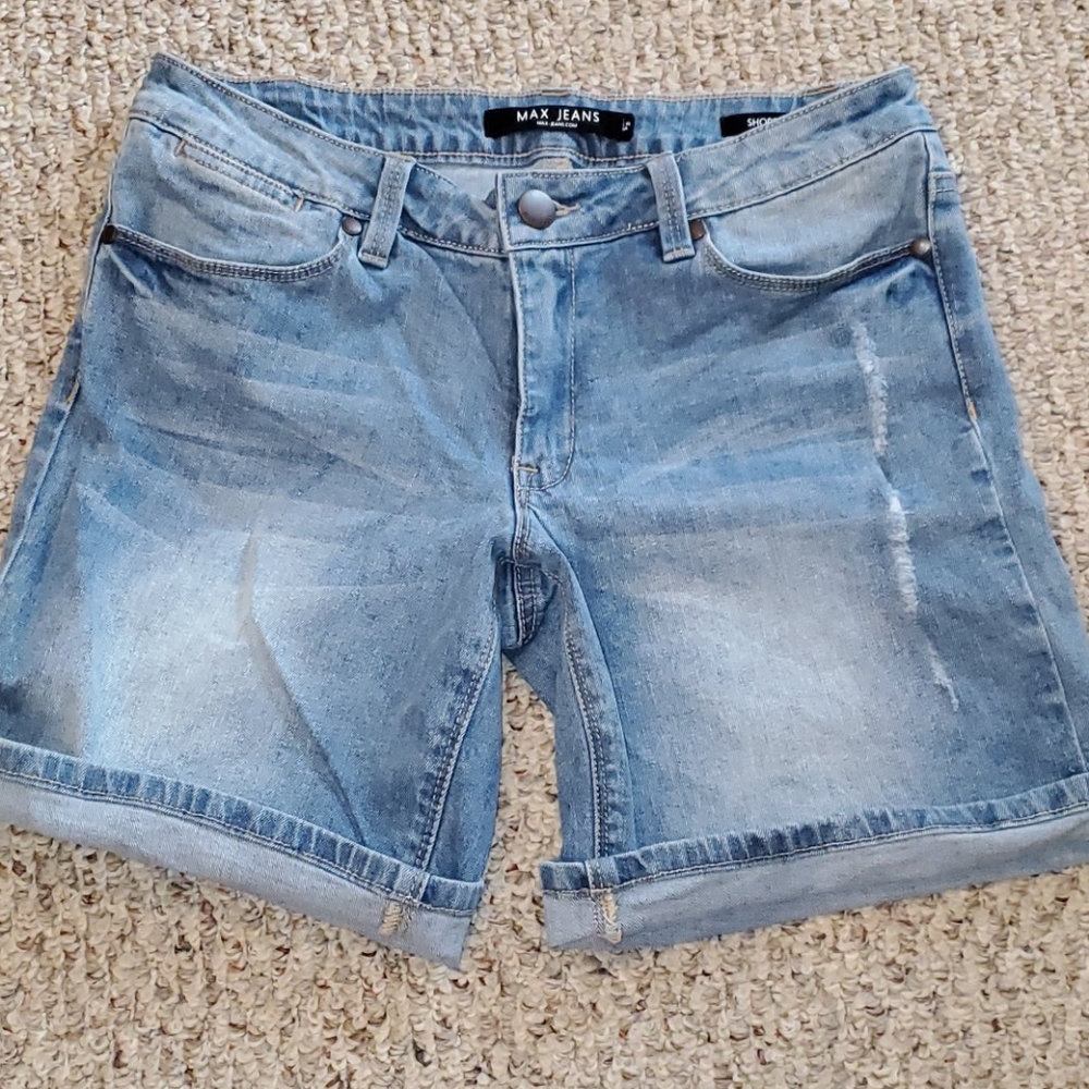 Max jean shorts